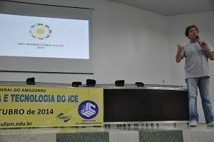 Professor Ildeu de Castro Moreira proferiu palestra de abertura
